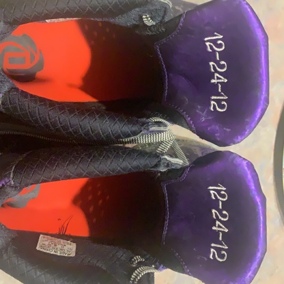 Derek rose Nightmare Before Christmas 2012 Size 11 1/2 ONLY - Picture 5 of 7